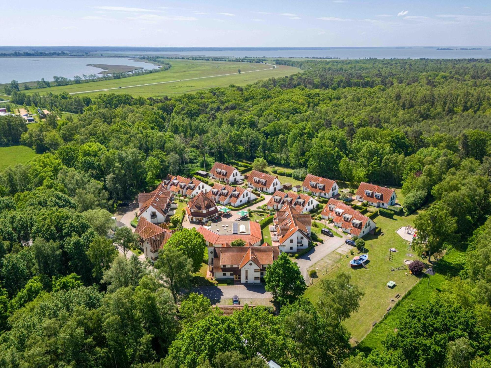 Ferienpark Freesenbruch Wohnung 2 6 - Windrose Zingst Exteriér fotografie